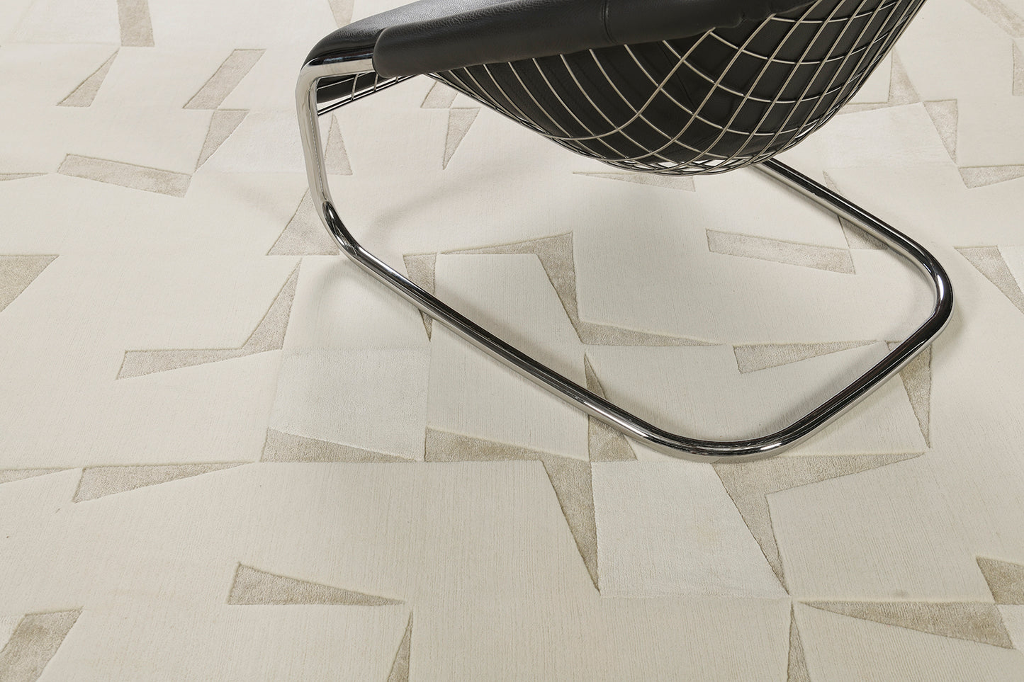 Modern Rug Image 4517 Fugue, Design Rhymes