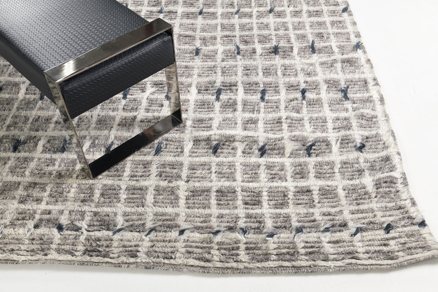 Modern Rug Image 836 Amihan, Sahara Collection 30423