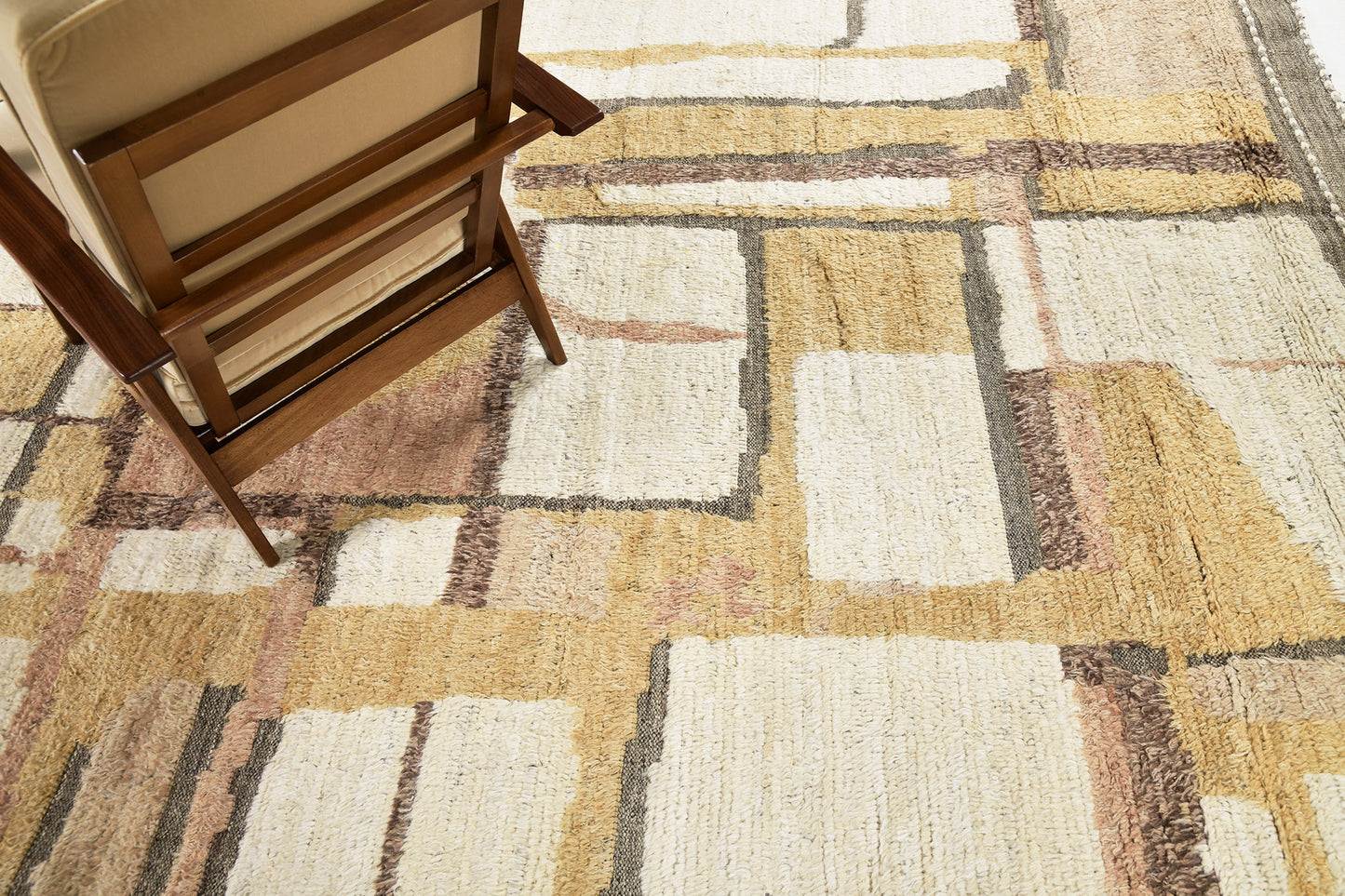 Modern Rug Image 1319 Aziza, Atlas Collection