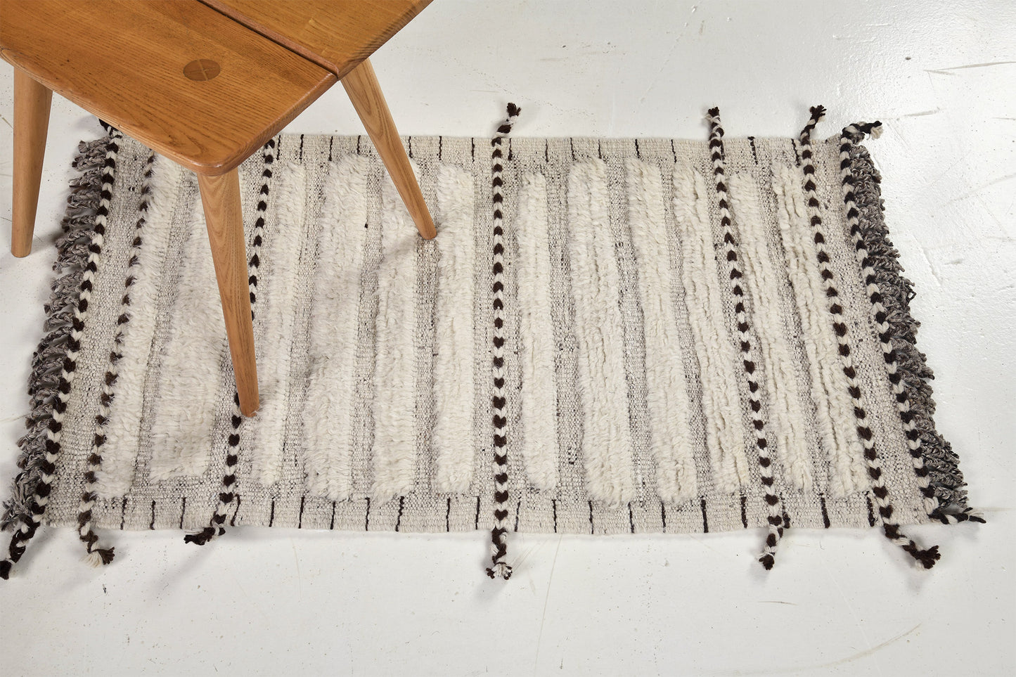 Modern Rug Image 188 Abrolhos, Haute Bohemian