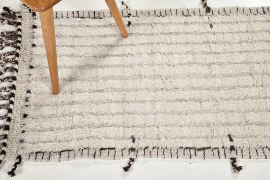 Modern Rug Image 4337 Fohn, Haute Bohemian