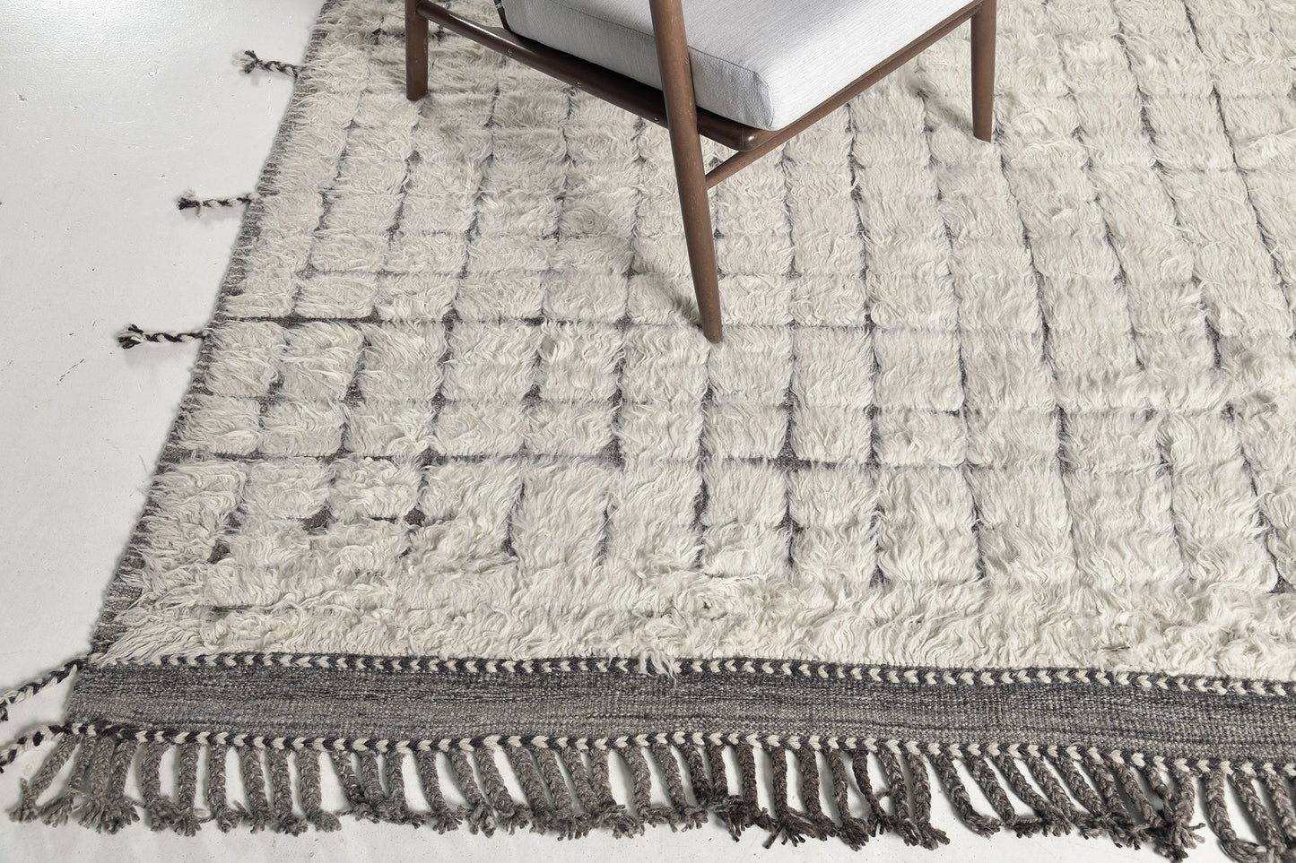 Modern Rug Image 5159 Hoeshk, Haute Bohemian