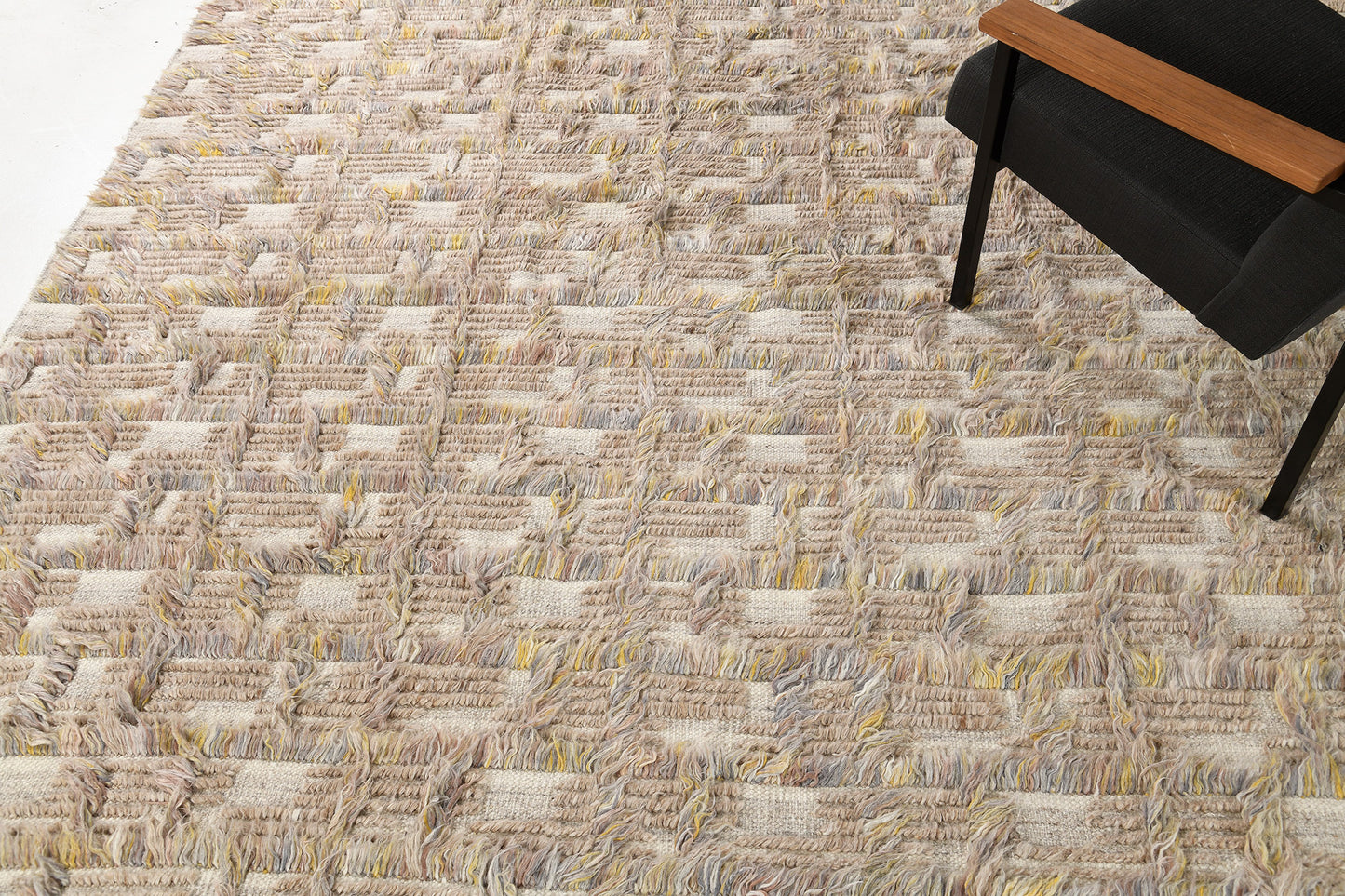 Modern Rug Image 5389 Imana, Sahara Collection