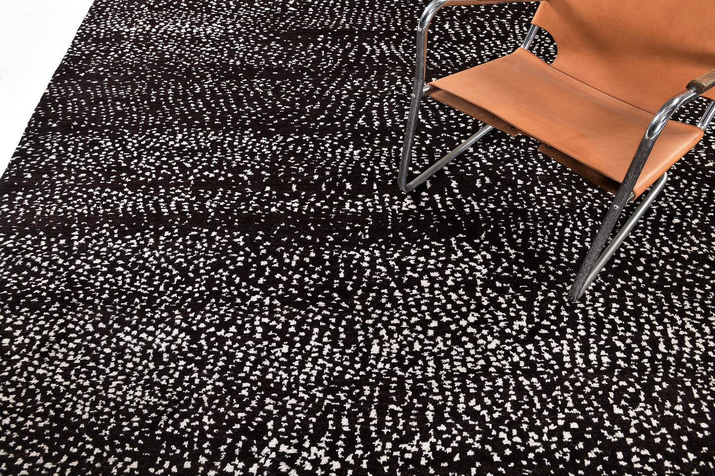 Dot, Mondrian Collection