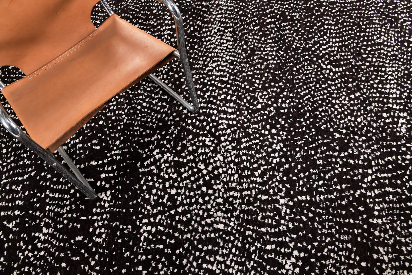 Dot, Mondrian Collection