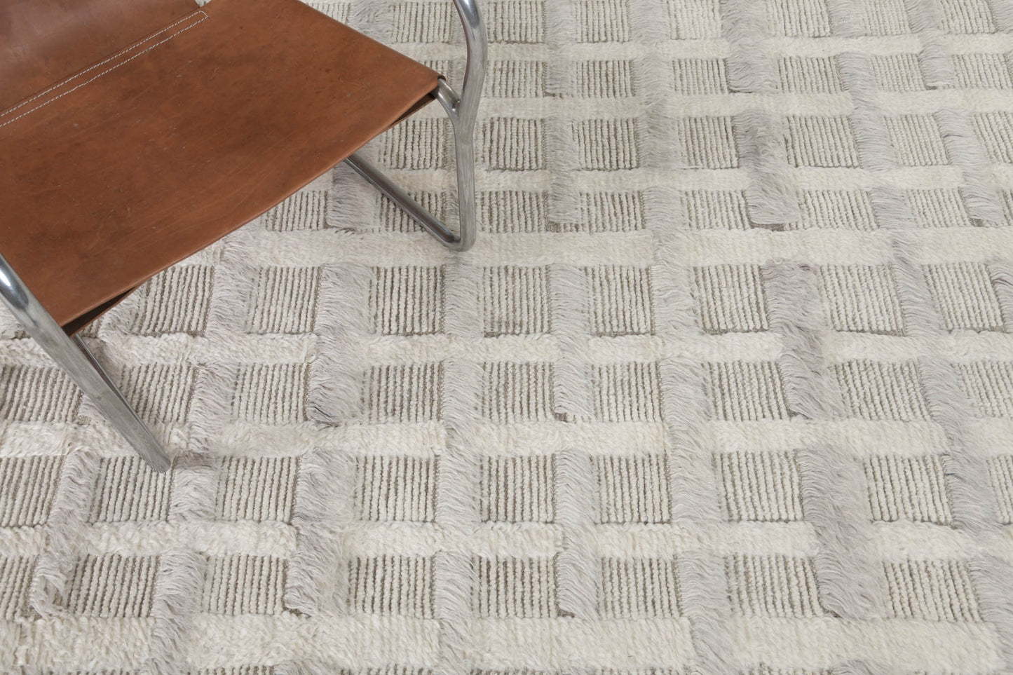 Modern Rug Image 10933 Stork, Sandpiper Collection