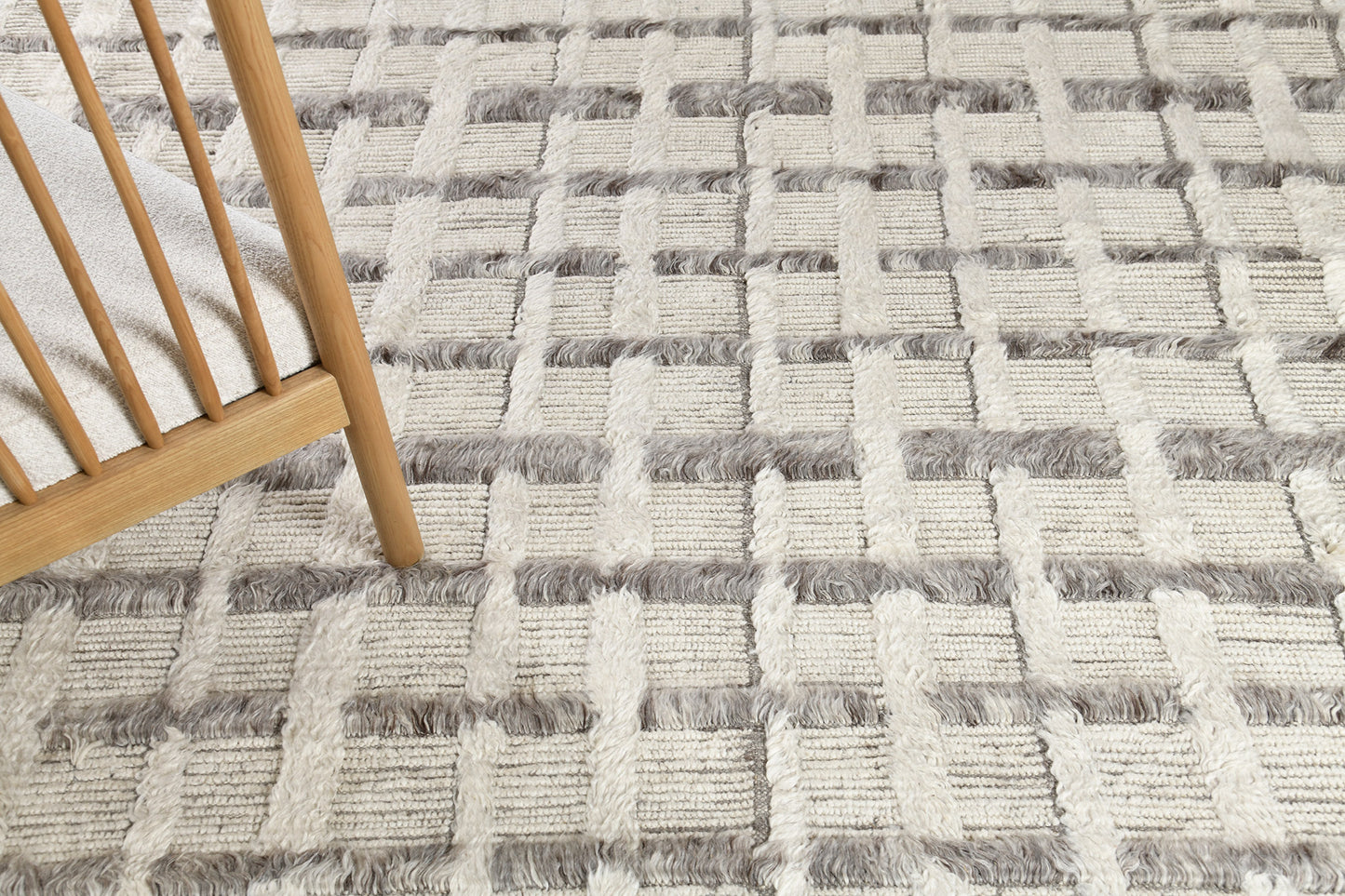 Modern Rug Image 10942 Stork, Sandpiper Collection