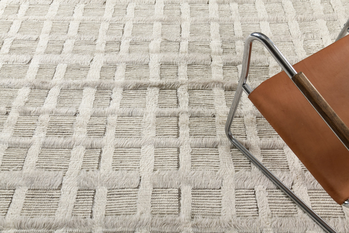 Modern Rug Image 10959 Stork, Sandpiper Collection