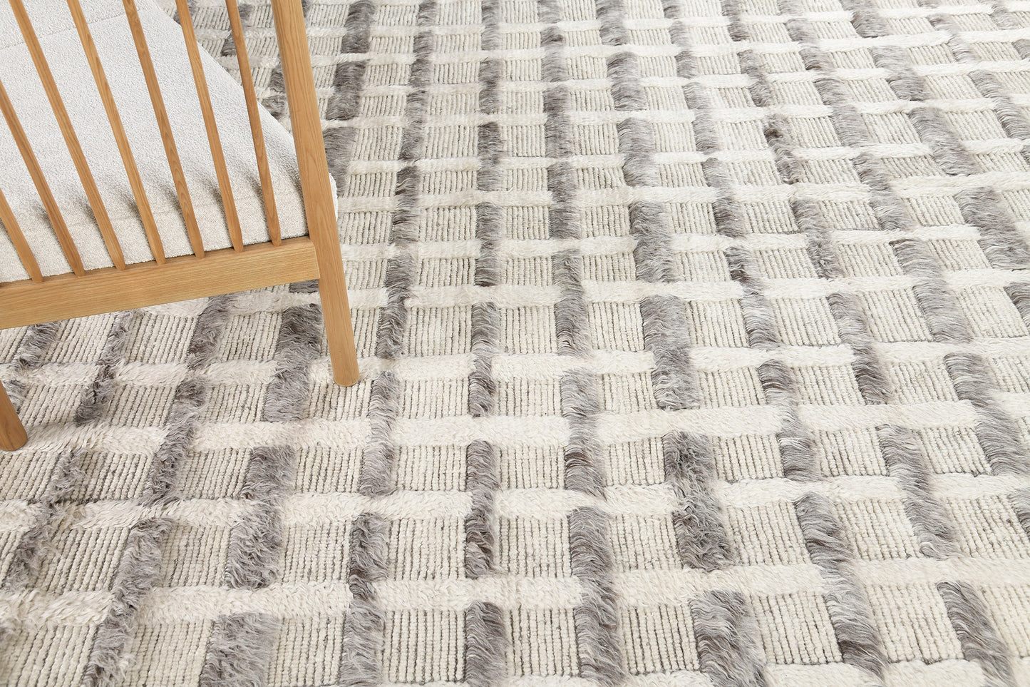 Modern Rug Image 10939 Stork, Sandpiper Collection