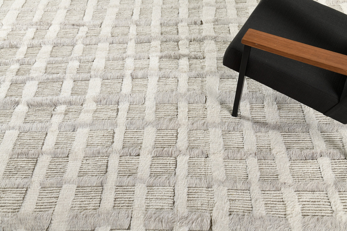 Modern Rug Image 10949 Stork, Sandpiper Collection