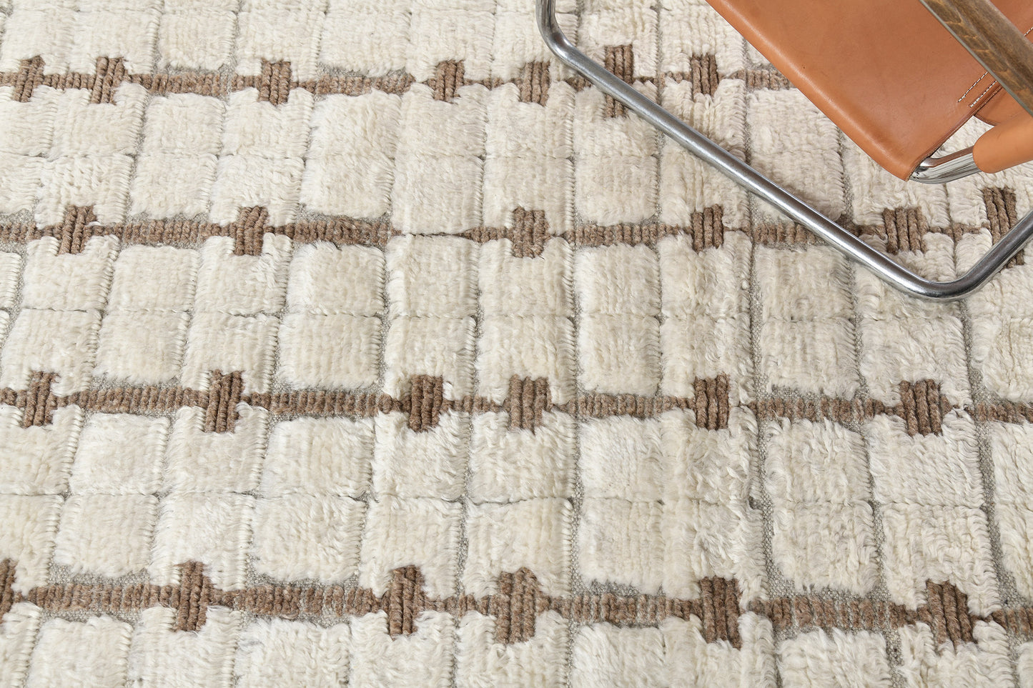 Modern Rug Image 5312 Ibis, Sandpiper Collection
