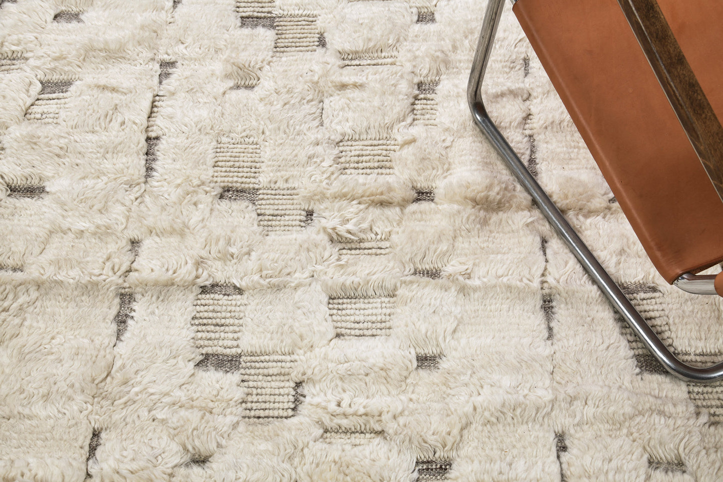 Modern Rug Image 2709 Crane, Sandpiper Collection