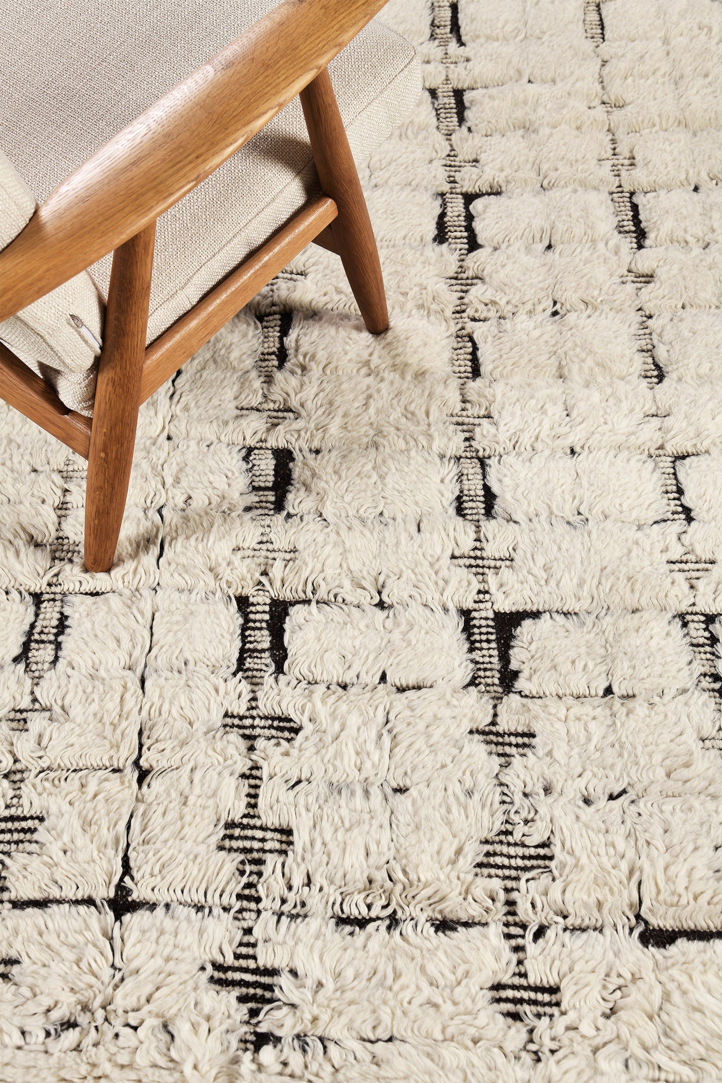 Modern Rug Image 5320 Ibis, Sandpiper Collection