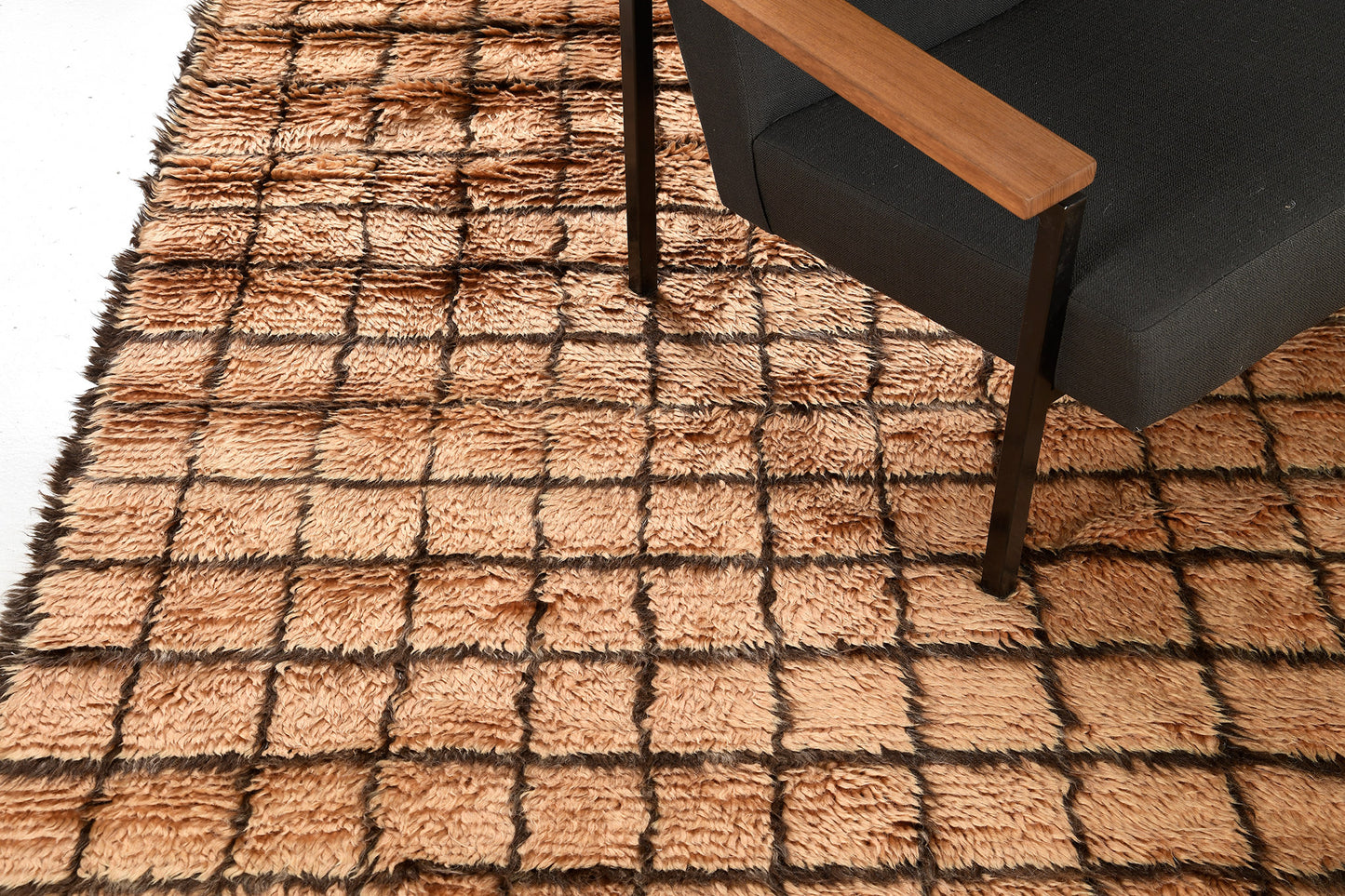 Modern Rug Image 3302 Alwarda, Atlas Collection