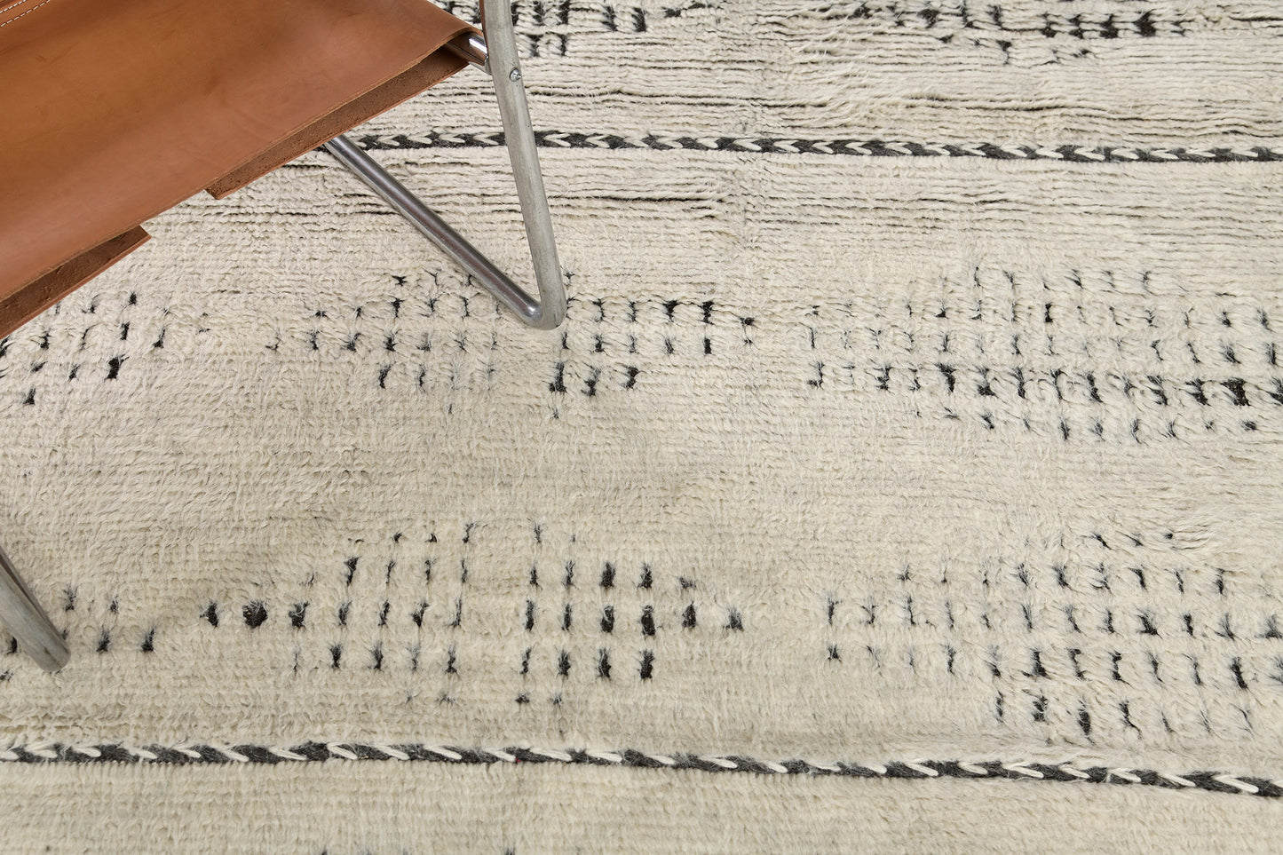 Modern Rug Image 10821 Spoonbill, Sandpiper Collection