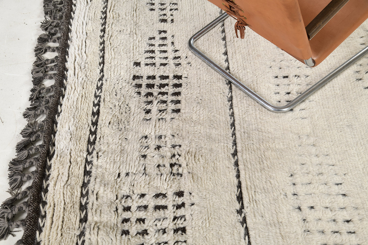 Modern Rug Image 10855 Spoonbill, Sandpiper Collection
