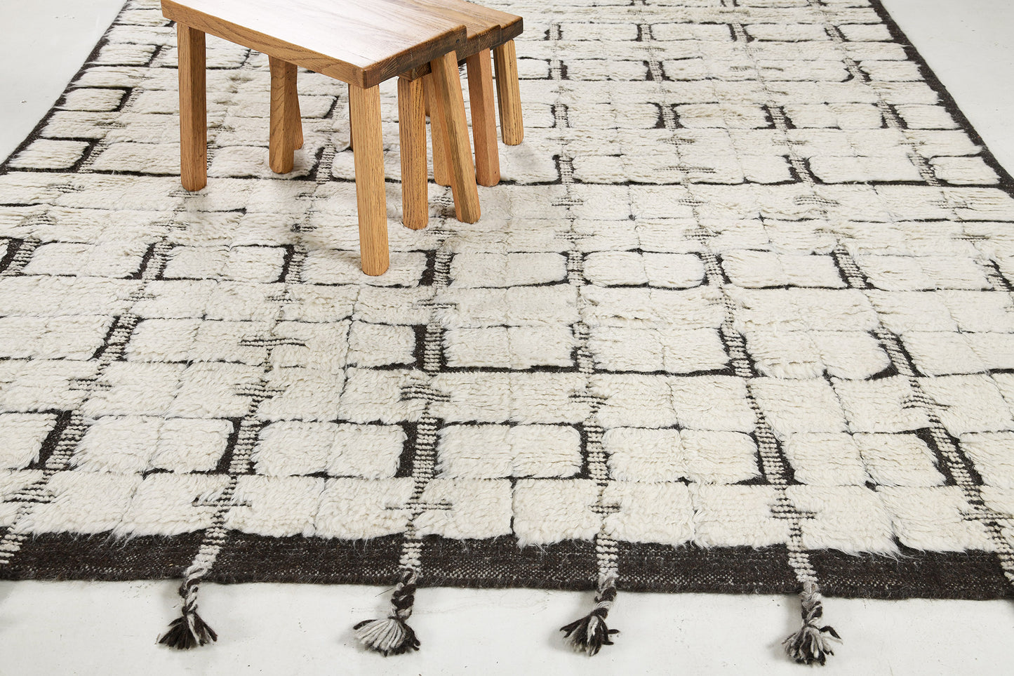 Modern Rug Image 5288 Ibis, Sandpiper Collection