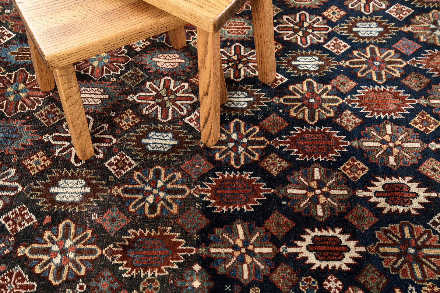 Persian Rug 515 Antique Persian Ghasgaei 31287