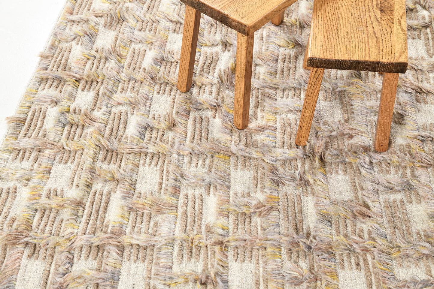 Modern Rug Image 5428 Imana, Sahara Collection
