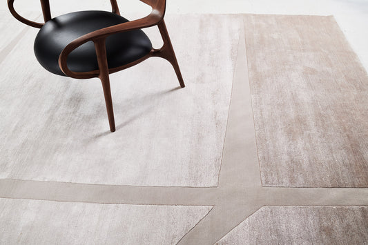 Sao Paolo by Cesar Giraldo, Perla - detailed border and fringe