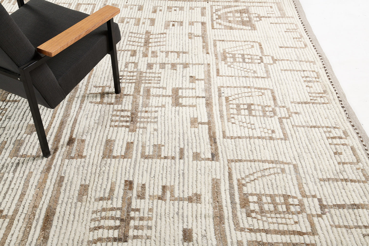 Modern Rug Image 2044 Blomstra, Kust Collection
