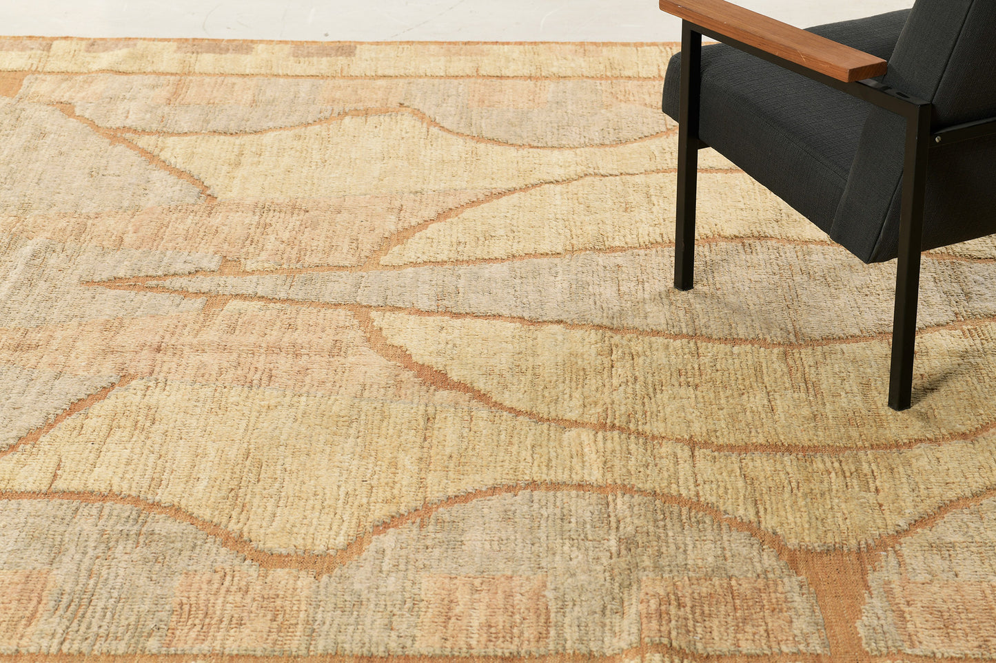 Modern Rug Image 2880 Diviner, Kust Collection