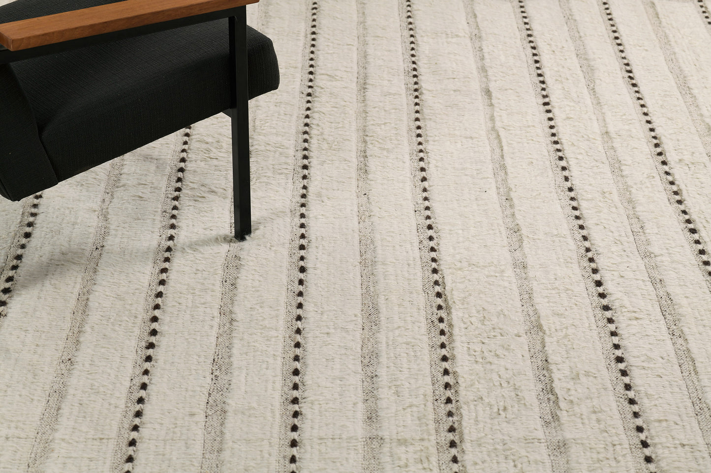 Modern Rug Image 257 Abrolhos, Haute Bohemian
