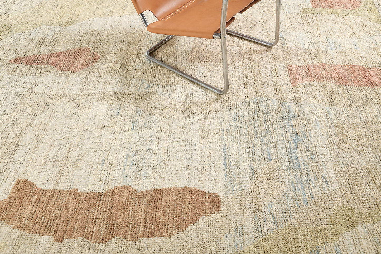 Modern Rug Image 6483 Maknes, Atlas Collection