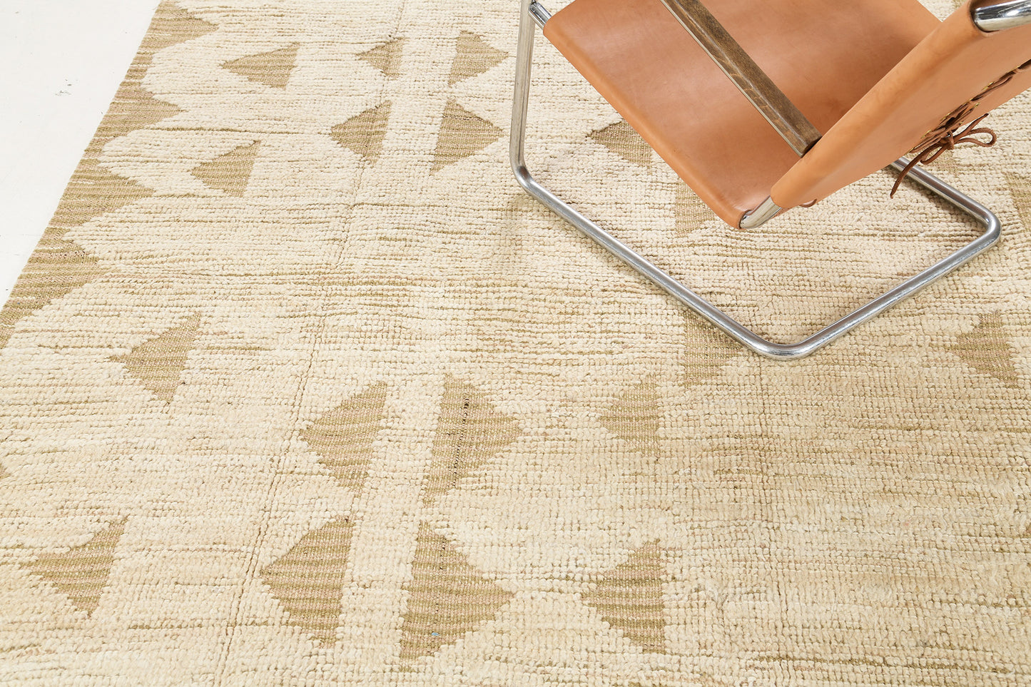 Modern Rug Image 4727 Gimbrala, Haute Bohemian