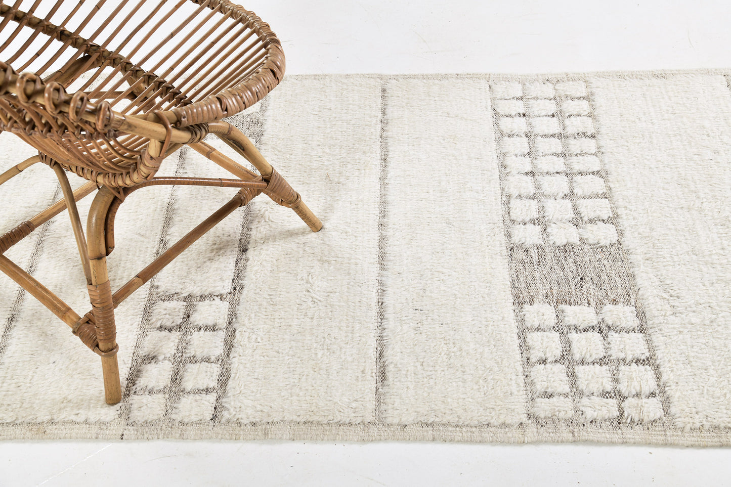 Modern Rug Image 5843 Katabatic Runner, Haute Bohemian