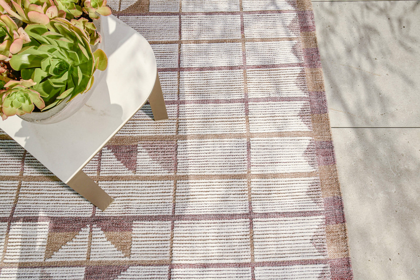 Modern Rug Image 2109 Bouchet, Nasim Collection