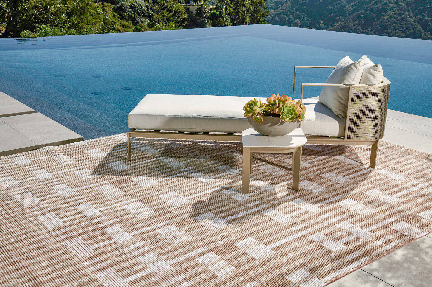 Modern Rug Image 6300 Loureiro, Nasim Collection