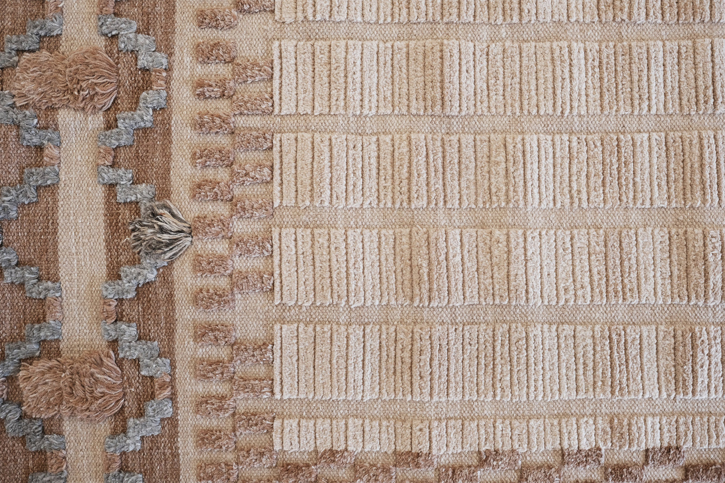 Modern Rug Image 1484 Baragsen, Nasim Collection