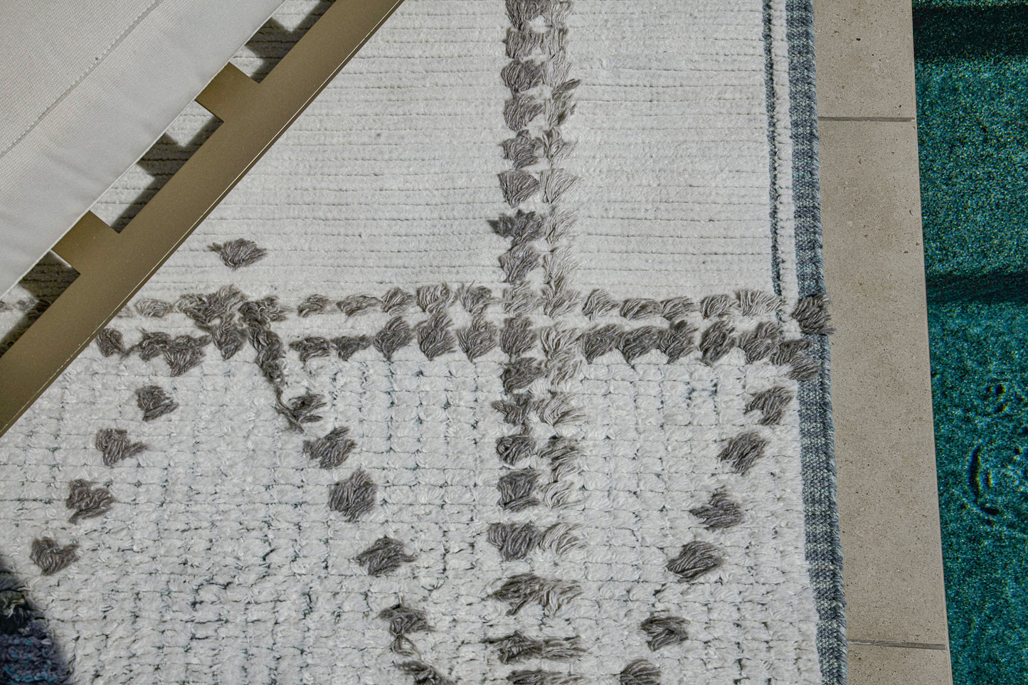Modern Rug Image 12280 Valdepena, Nasim Collection