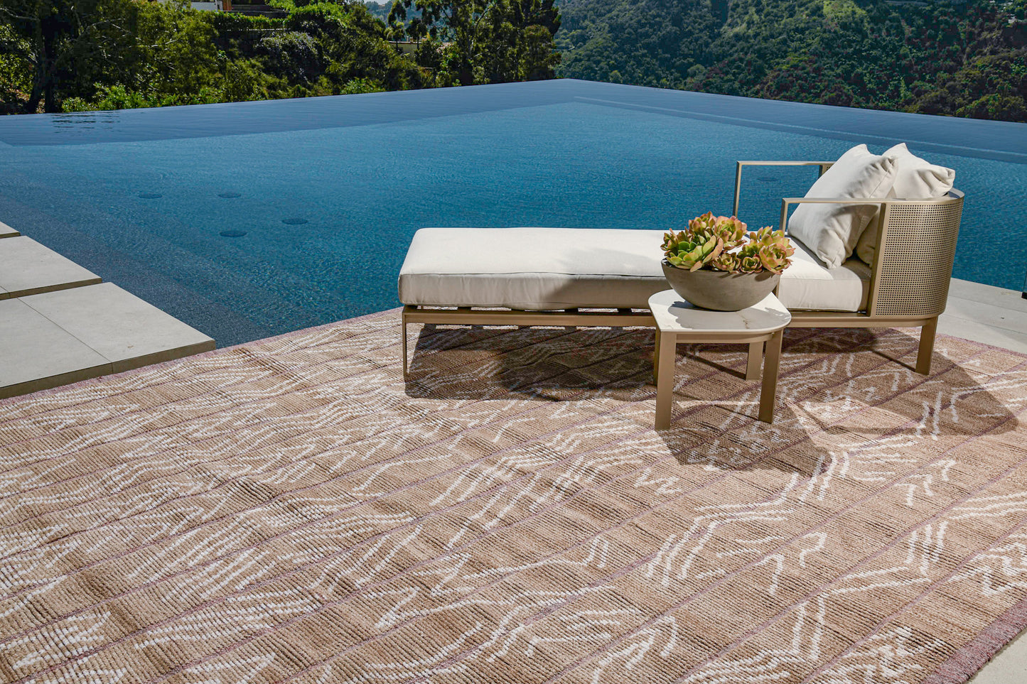Modern Rug Image 8388 Mourvedre, Nasim Collection