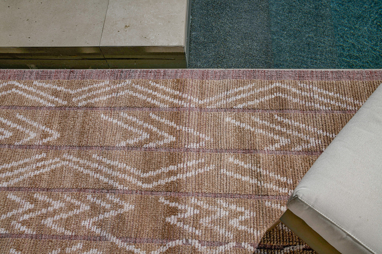 Modern Rug Image 8386 Mourvedre, Nasim Collection