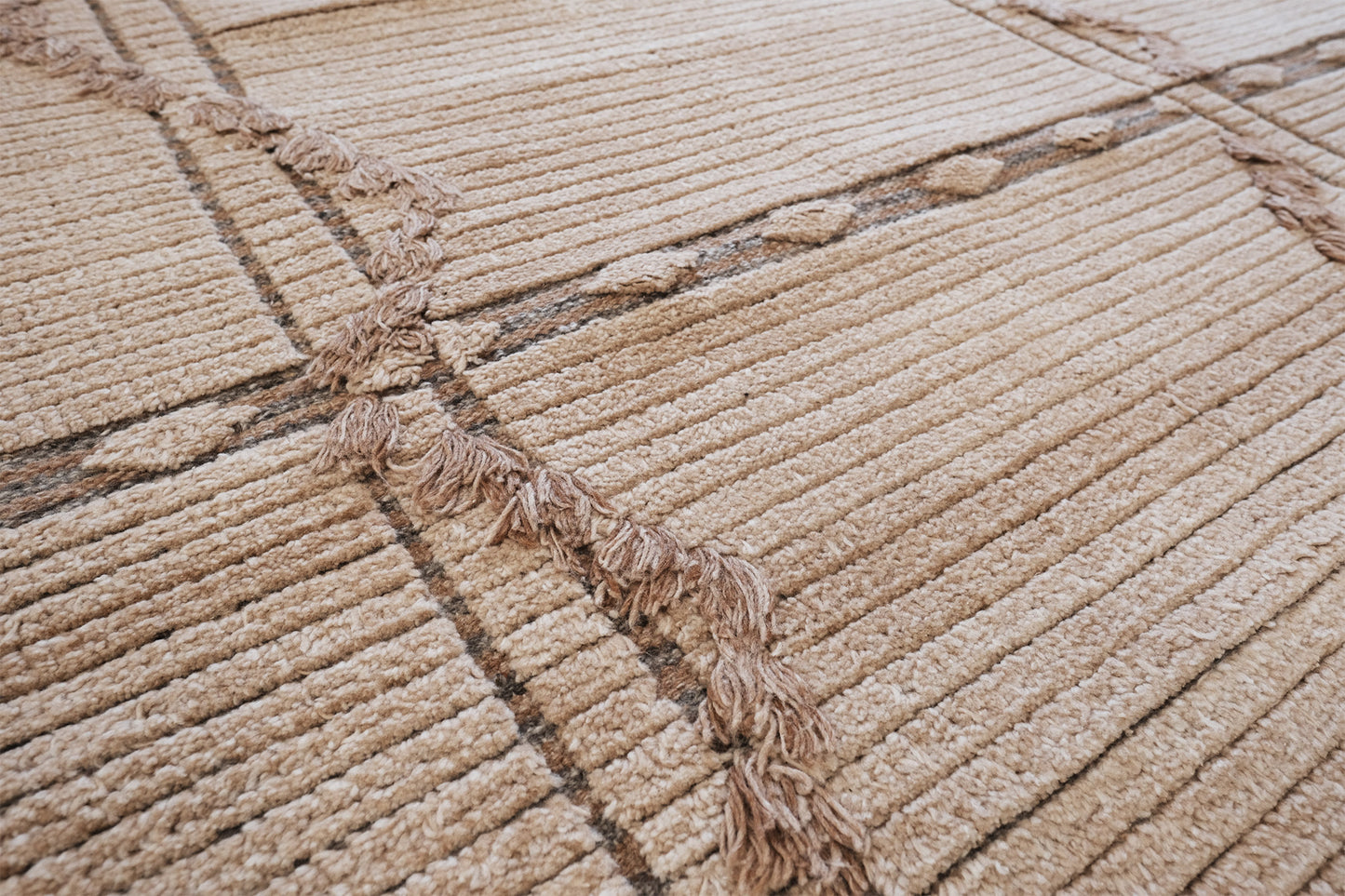 Modern Rug Image 12333 Verdot, Nasim Collection