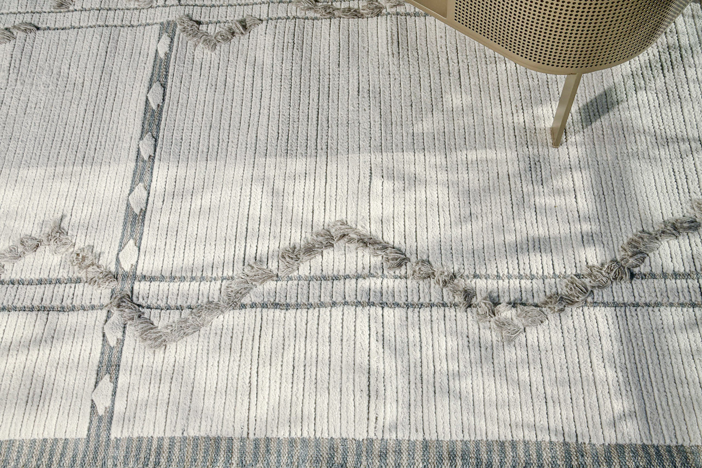 Modern Rug Image 12342 Verdot, Nasim Collection