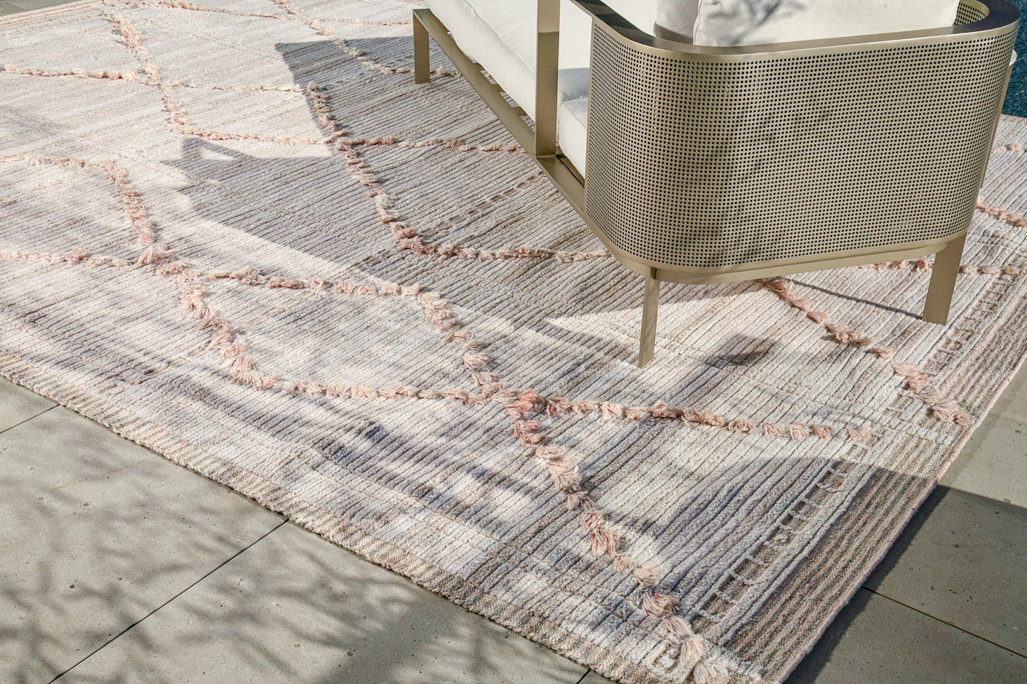 Modern Rug Image 9823 Sangiovese, Nasim Collection