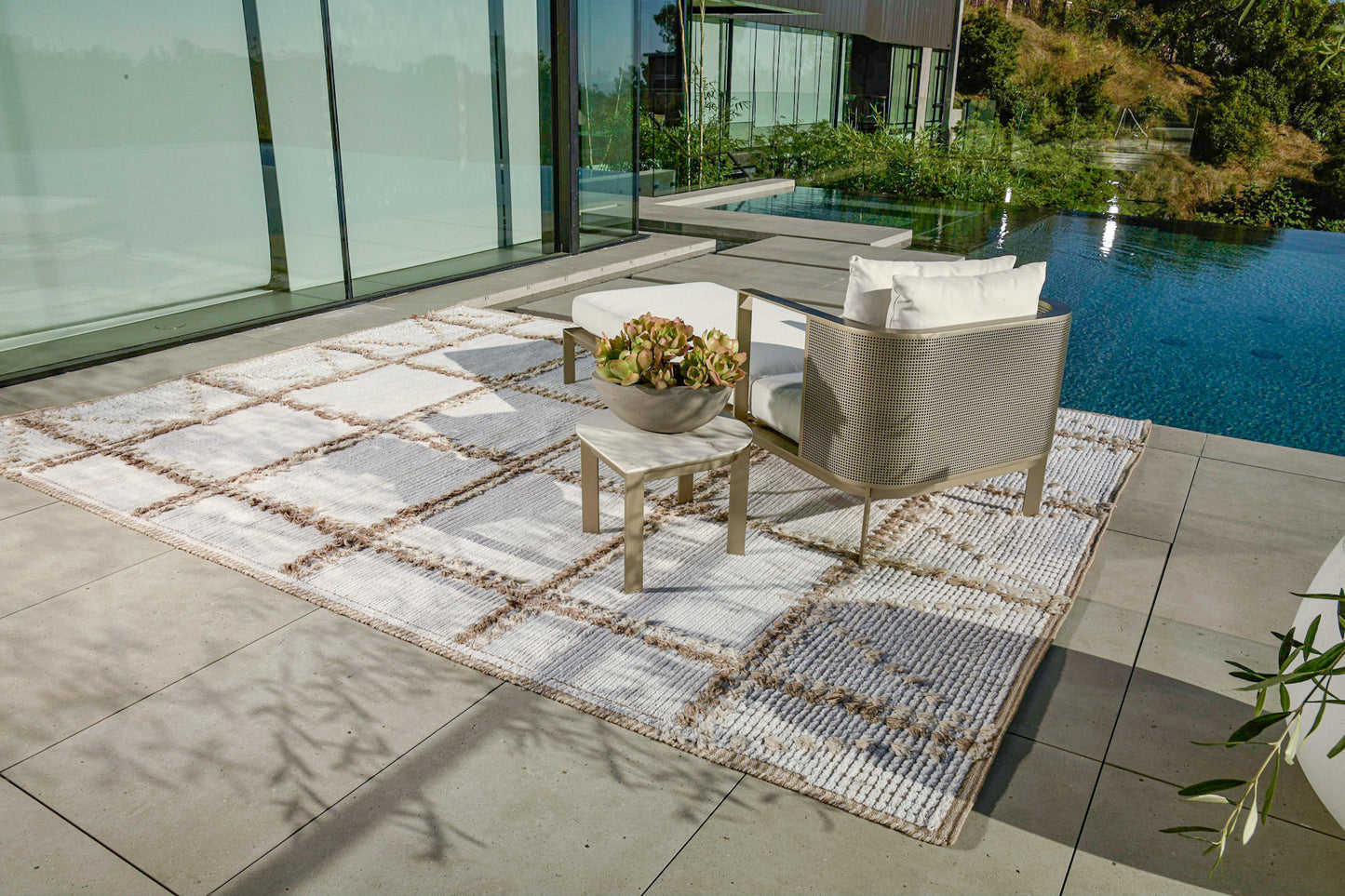 Modern Rug Image 12290 Valdepena, Nasim Collection