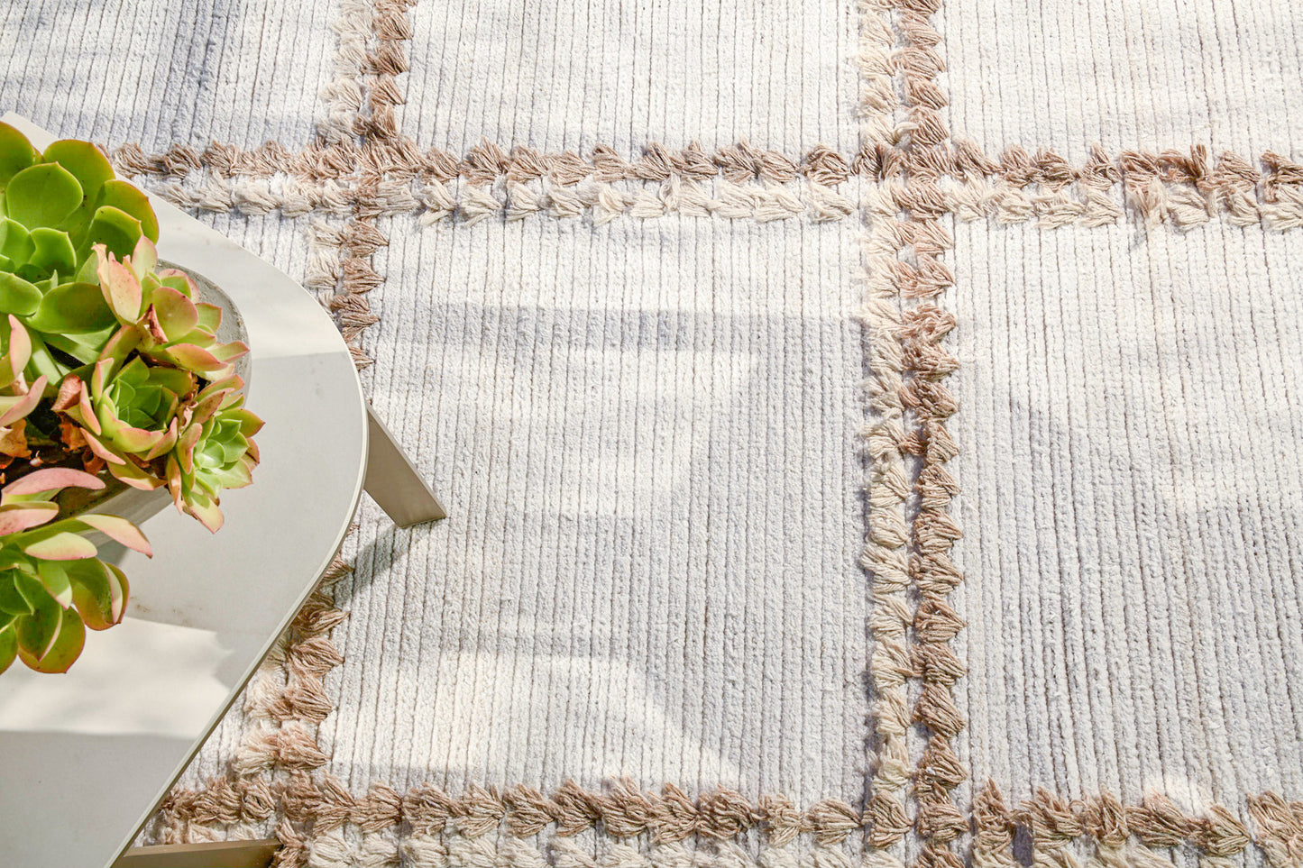 Modern Rug Image 12291 Valdepena, Nasim Collection