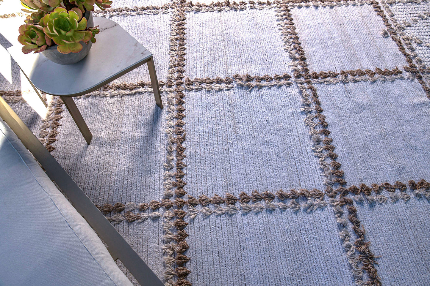 Modern Rug Image 12293 Valdepena, Nasim Collection