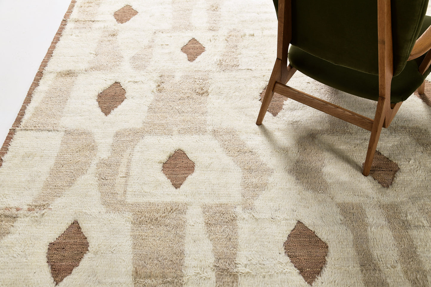 Modern Rug Image 4134 Fengfeng, Haute Bohemian