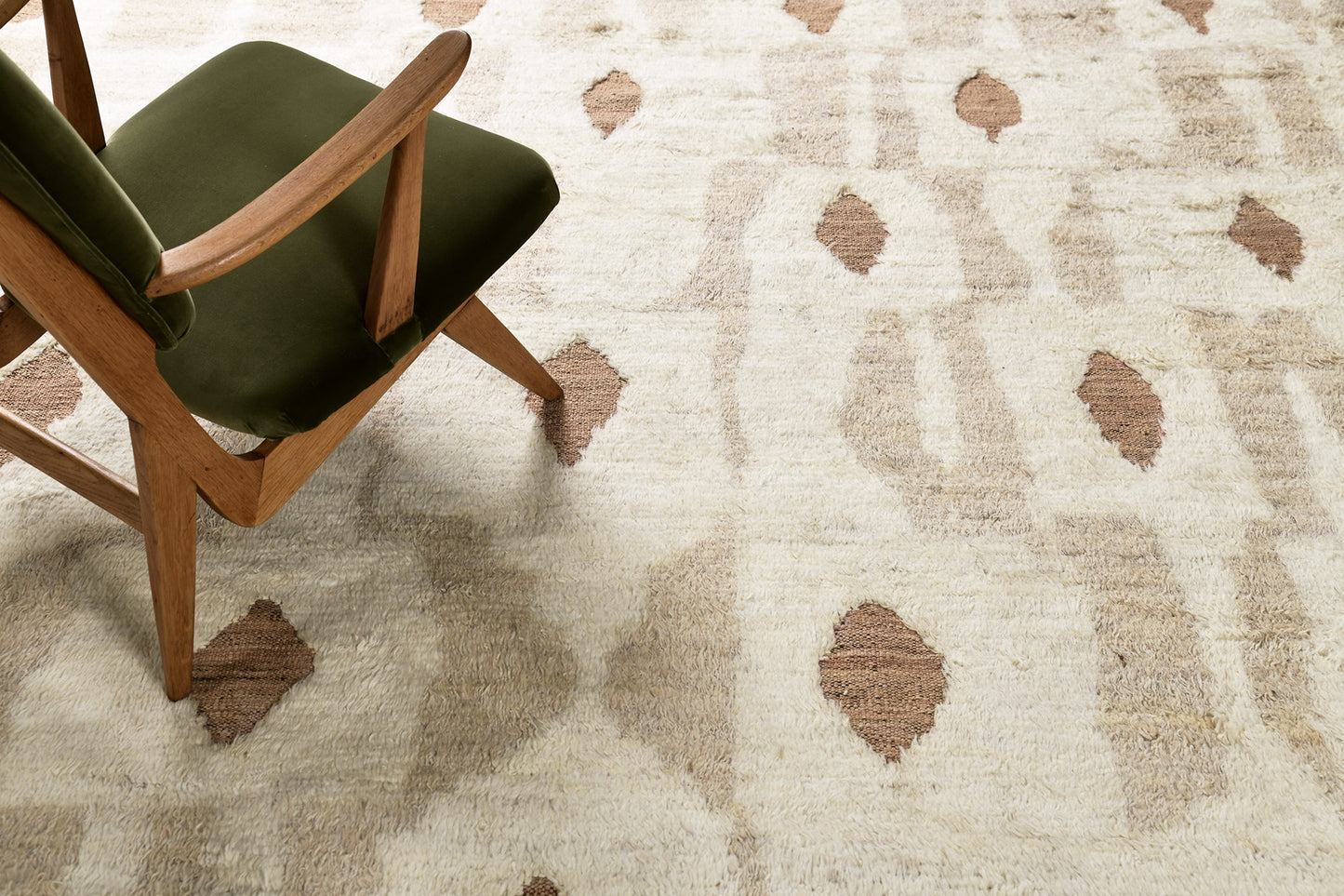 Modern Rug Image 4133 Fengfeng, Haute Bohemian