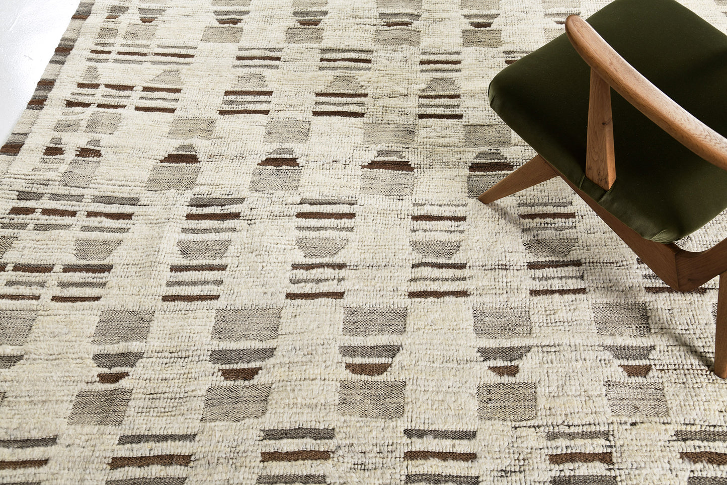 Modern Rug Image 4180 Fisilda, Nomad Collection