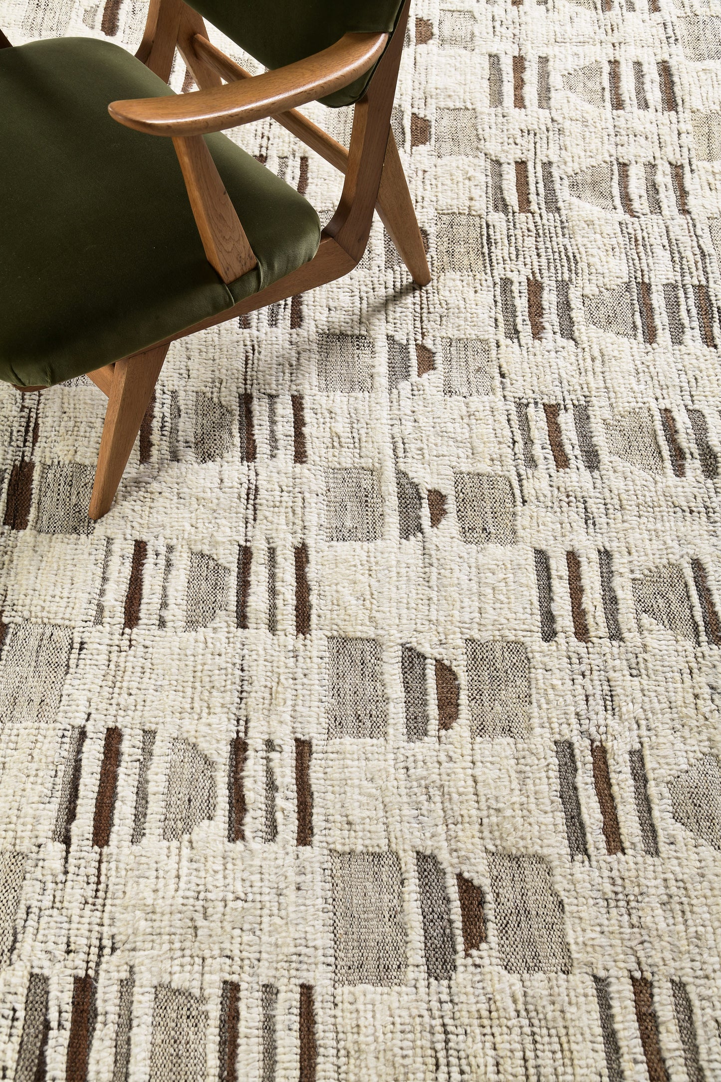 Modern Rug Image 4179 Fisilda, Nomad Collection