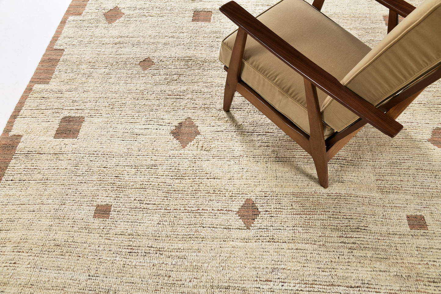 Modern Rug Image 2527 Charbagh, Nomad Collection