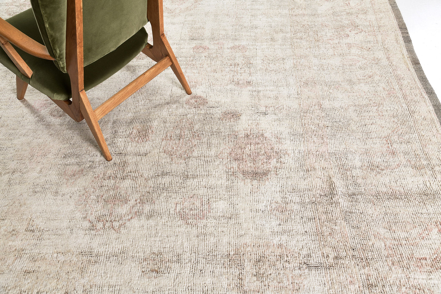 Dunya, Domicile Collection