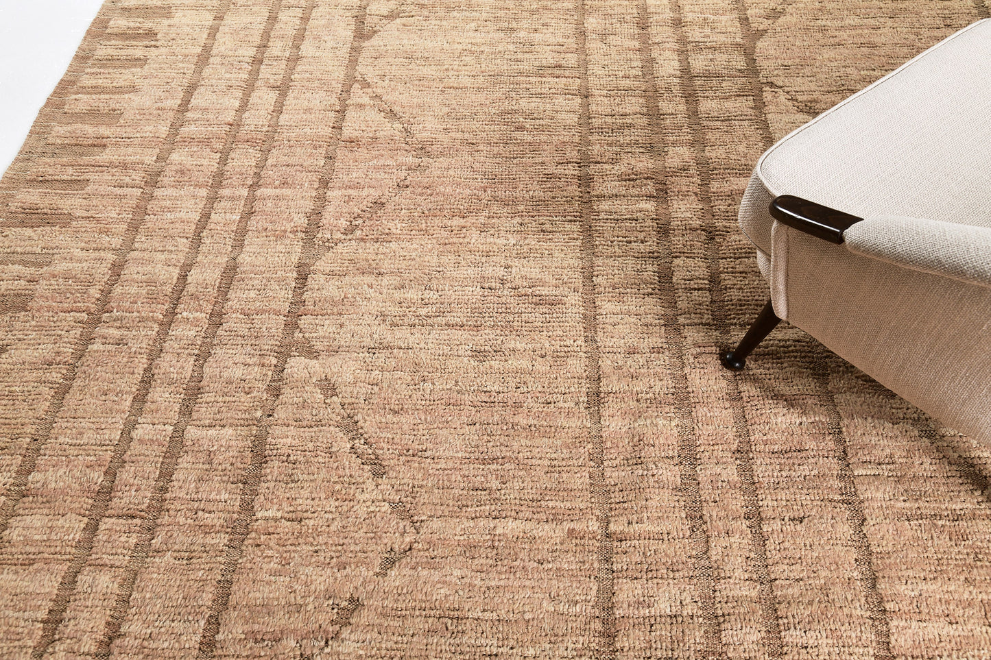 Modern Rug Image 14153 Zidan, Nomad Collection