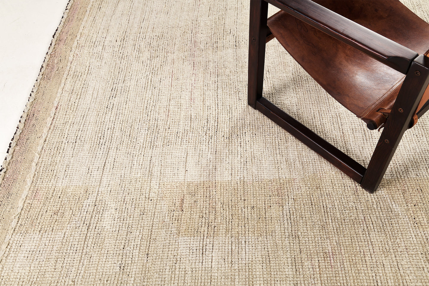 Modern Rug Image 8408 Musa, Kust Collection
